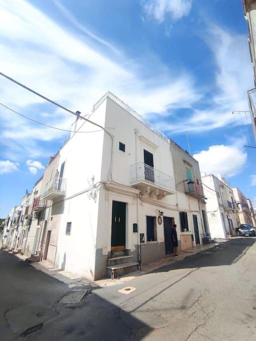 Cinque Terrazze: Freshly Renovated 2-Bedroom House チェーリエ・メッサーピカ エクステリア 写真